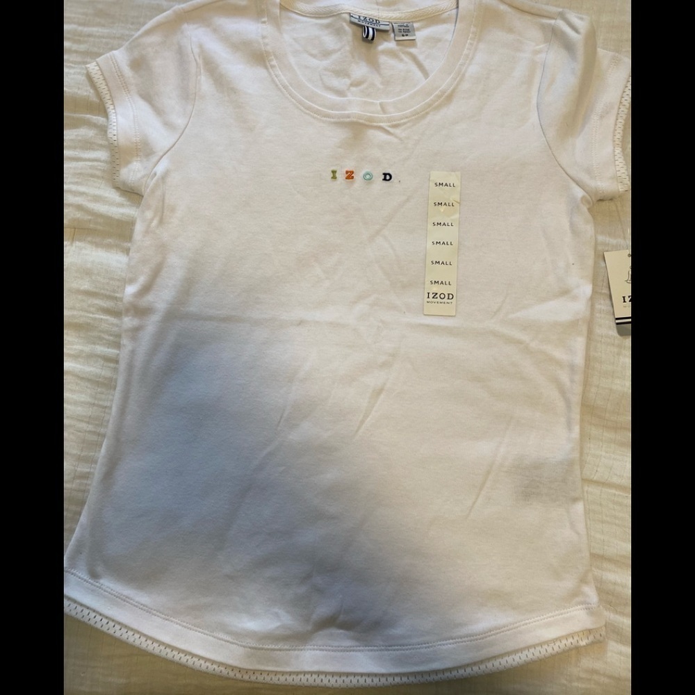 IZOD spirit movement t-shirt in white Size small. NWT